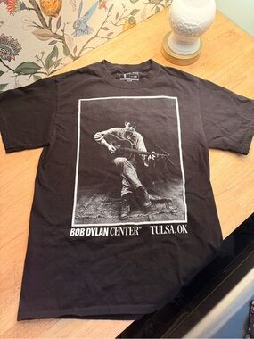Bob Dylan Center Black Graphic Tee - Men's S